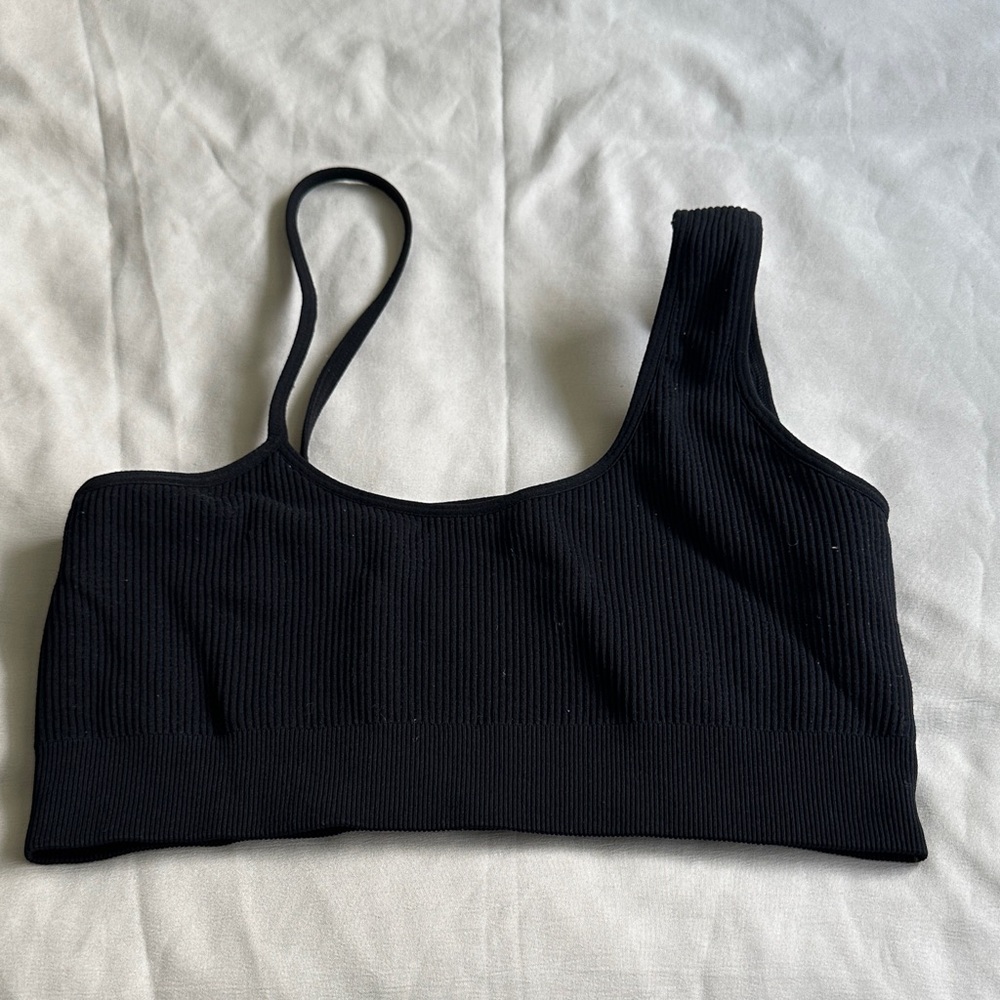 NVGTN Black Ribbed Sports Bra